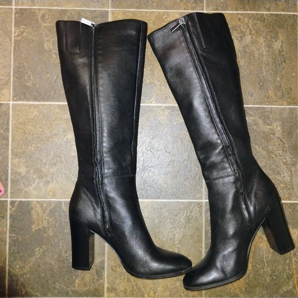 Black boots